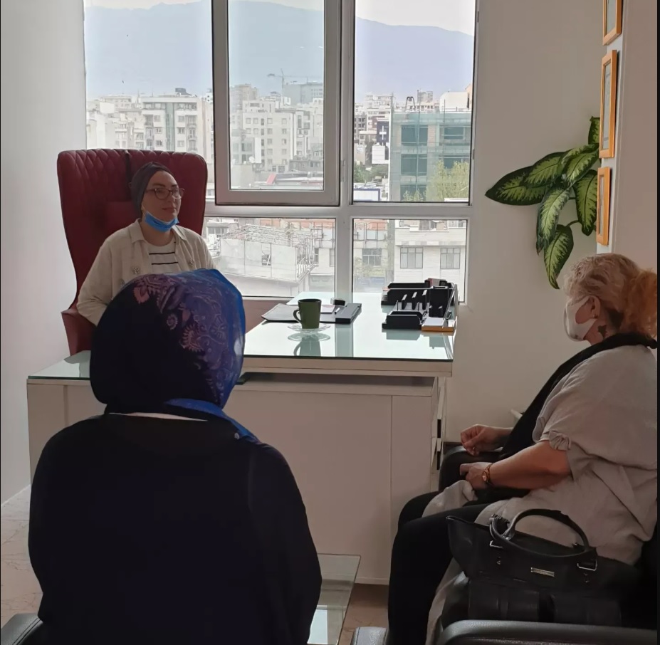 دکتر مژگان کریمی — متخصص پوست، مو و زیبایی در تهران