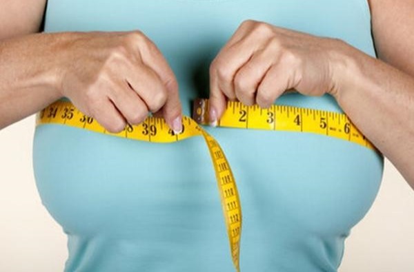 ماموپلاستی کاهشی چیست؟ معرفی جراحی کوچک کردن سینه